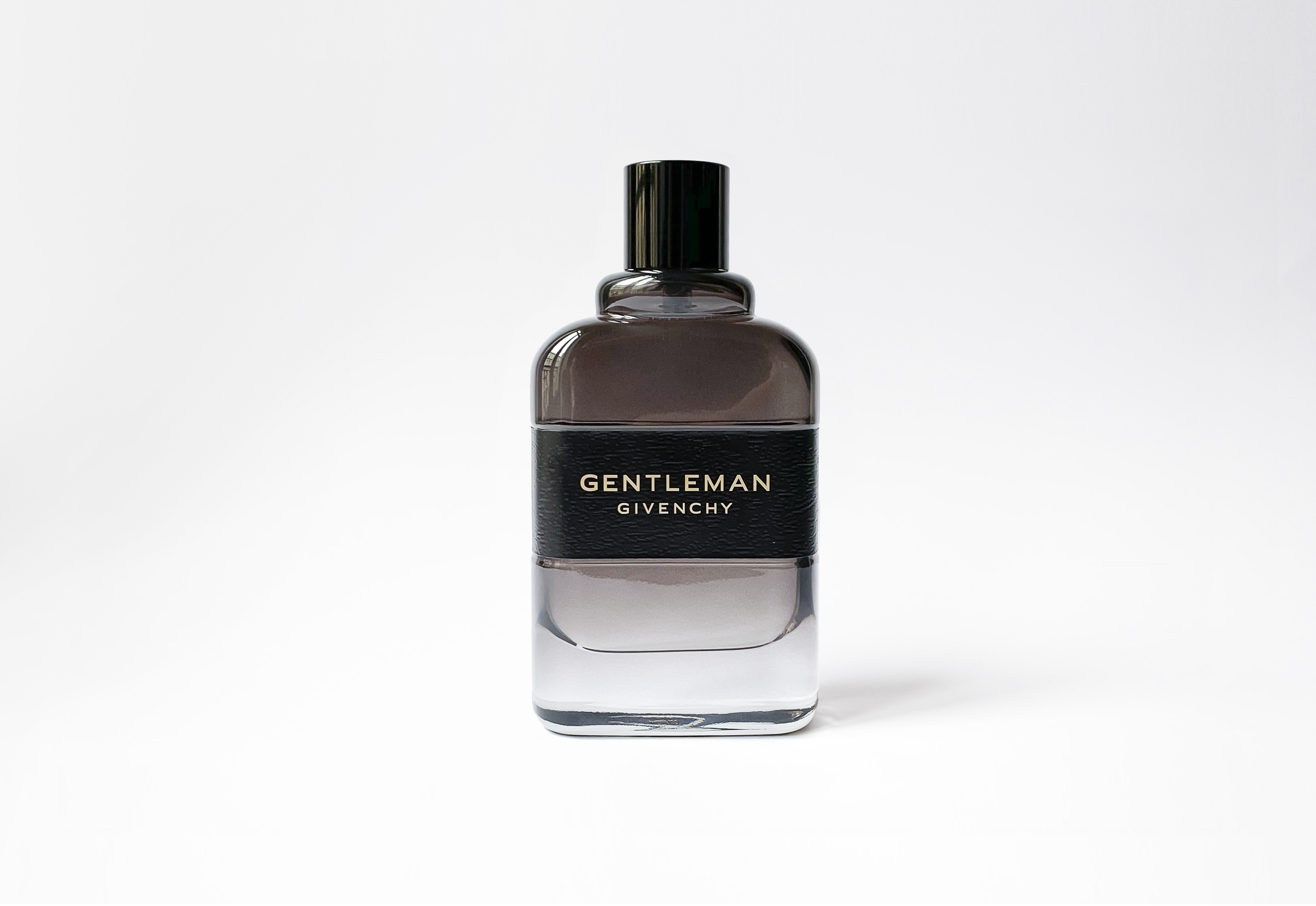 Gentlemen boisee. Givenchy Gentleman Boisee. Givenchy Gentleman Parfum Boisee. Парфюмерная вода Gentleman Eau de Parfum Boisee 100 ml Givenchy. Givenchy Gentleman EDP.